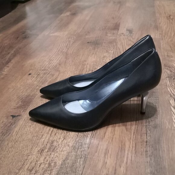 Kenneth Cole Silver Fox Slip on Heels Black /Silver Size 9 - Picture 3 of 8